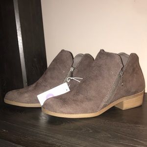 Brown booties, Universal Thread, brand new!